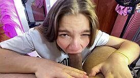 Colombian Beauty Sucks Boyfriend's Cock Teasingly with Brown Eyes