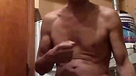 Masterful solo masturbation session unfolds smoothly