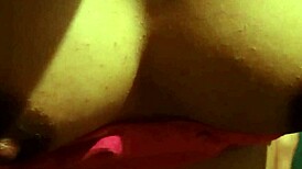 Busty Indian MILF Flaunts Her XXX Milky Boobs