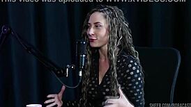 compilados da jujube delícia no bora cast com bruna carlos sheer red 🔥😍