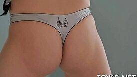 pretty teen babe fingers wet pussy lips solo 😏💦🔥