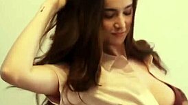 Discover the Identity of This Mystery Beauty