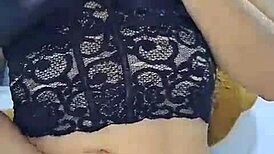 wanna see this squirting blonde machine cum hard from toy fingering?? 😱💦🍆