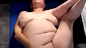 hot mature's big ass shakes naked during yoga then she fingers herself wildly!