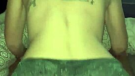 séance de sex je me fais défoncer ma petite chatte de pute 18+