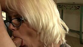 ever wonder how real juggs stepmom gives massive tits blowjob?