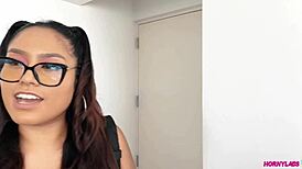 linda peruvian teen squirts on huge dildo solo!