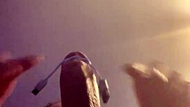 adore cums so hard in the living room 💦🔥