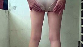 ting xuan dildos pussy on balcony