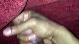 Filming my handjob while watching xvideos