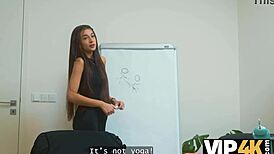 loan4k tiny 18+ hole wrecked hard on office desk