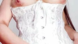 madrastra latina colombiana masturba cameltoe gigante en leggings para hijastro mojada