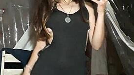 bonneyuwu's sexy latina goth ass shakes while dancing hot