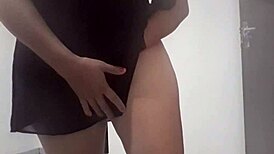 amadora latina lesbian dances then fucks with huge dildo toy