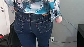 hey check my sexy bikini tan lines peeking out