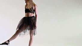 Blonde gymnast flexes athletic body in nude yoga stretches at gym