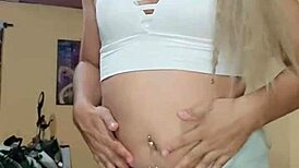 check out this hot transexual rica blanca