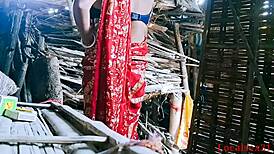 Bhabhi sneaks outdoor doggystyle orgasm with friend, bent over kissing?