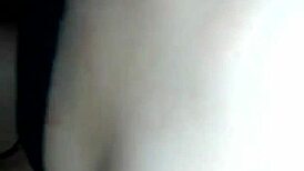 italiana madura in lingerie chupa y folla verga monstruosa... que rica!