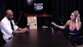 loira flashes tits after stressing over anal scene game