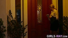 Two gorgeous blondes hungrily eat wet pussies and scissor in high heels