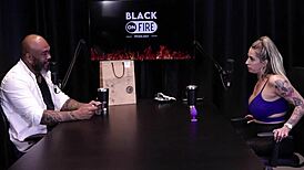 loira flashes tits after stressing over anal scene game