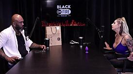 loira flashes tits after stressing over anal scene game