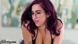 cassidy klein and bffs scissor in hot lesbian threeway makeup session