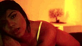 Roxy Santiago's Peruvian Curves Exposed