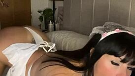 Arrecha Argentinian Milf Bodybuilder Shakes Oiled Ebony Ass And Flashes Legs In Dirty Striptease Scream