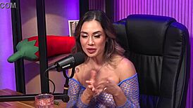 whoa, busty latina hottie craves that anal dildo deep in her big ass!