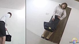 bold japanese office lady soaks her hairy pussy outdoors on hidden cam