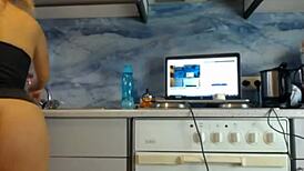 sexydea cutely teases her pussy on live webcam show