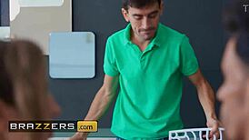 jessie ames fingers ass then deepthroats to cum on bubble butt.