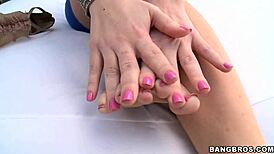 jayden jaymes big tits pornstar gives toes footjob action