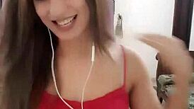 desi indian girl fingers her sexy pussy hard on live cam cam