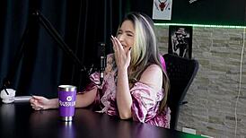 Raphaela Savanah Gives First Anal Facing Forward Loves Creampie Addicted To Threesomes