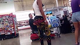 i cant stop staring at these busty leggings girls