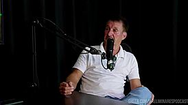 catch the hottest prelims podcast moments with carlos urach, bia hot and pri melancia part 4 on sheer red?