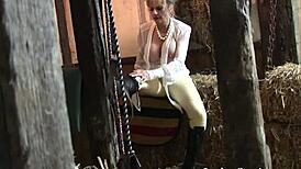 lady sonia spies her wet lingerie masturbation