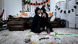 goth teen babe shaves pussy for halloween sex haunt