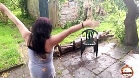 Klaudiaambergirl fingers pussy in raging storm