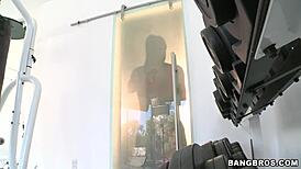 Fitness Milf Babe Lisa Ann Works Out Her Big Tits And Curves