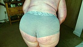 Shondel returns for dawnskye's hairy pussy pee cum fetish surprise oct 21