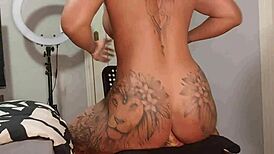 Muscular Milf's Big Clit Squirts in Extreme Double Anal Penetration