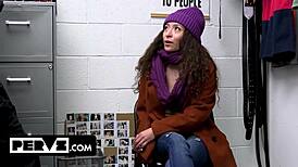 i catch teen shopliftr stealin makeup xmas suckin my huge cock