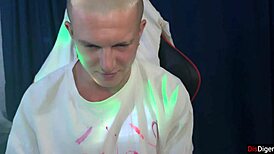 Wife trashes cuck hubby while fucking his friends hard at home party 😈🍆