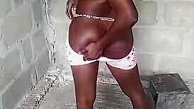 sexy harlot's workout reveals her slutty pussy queen allure