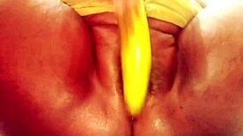 Indian housewife stuffs veg in wet pussy 😏🍆