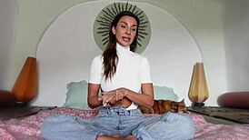 roxy fox demos foreskin vs circumcised cocks up close.